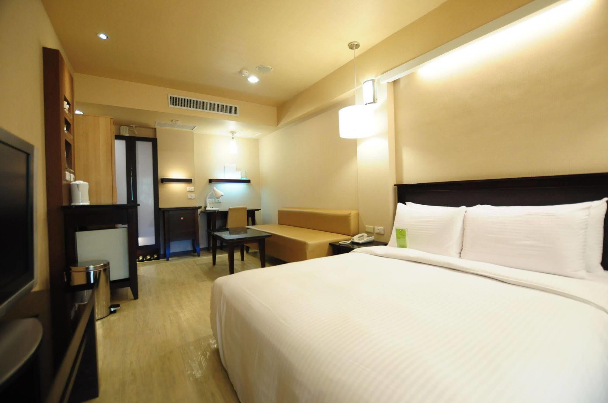 Kindness Xin Jue Jiang Otel Kaohsiung Dış mekan fotoğraf